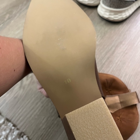 Silvia Cobos gold cowboy boots - Picture 4 of 4